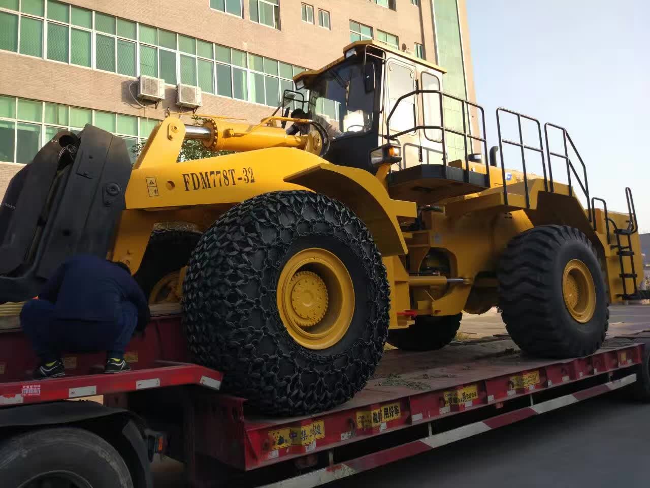 32t forklift loader sent to hunnan, china