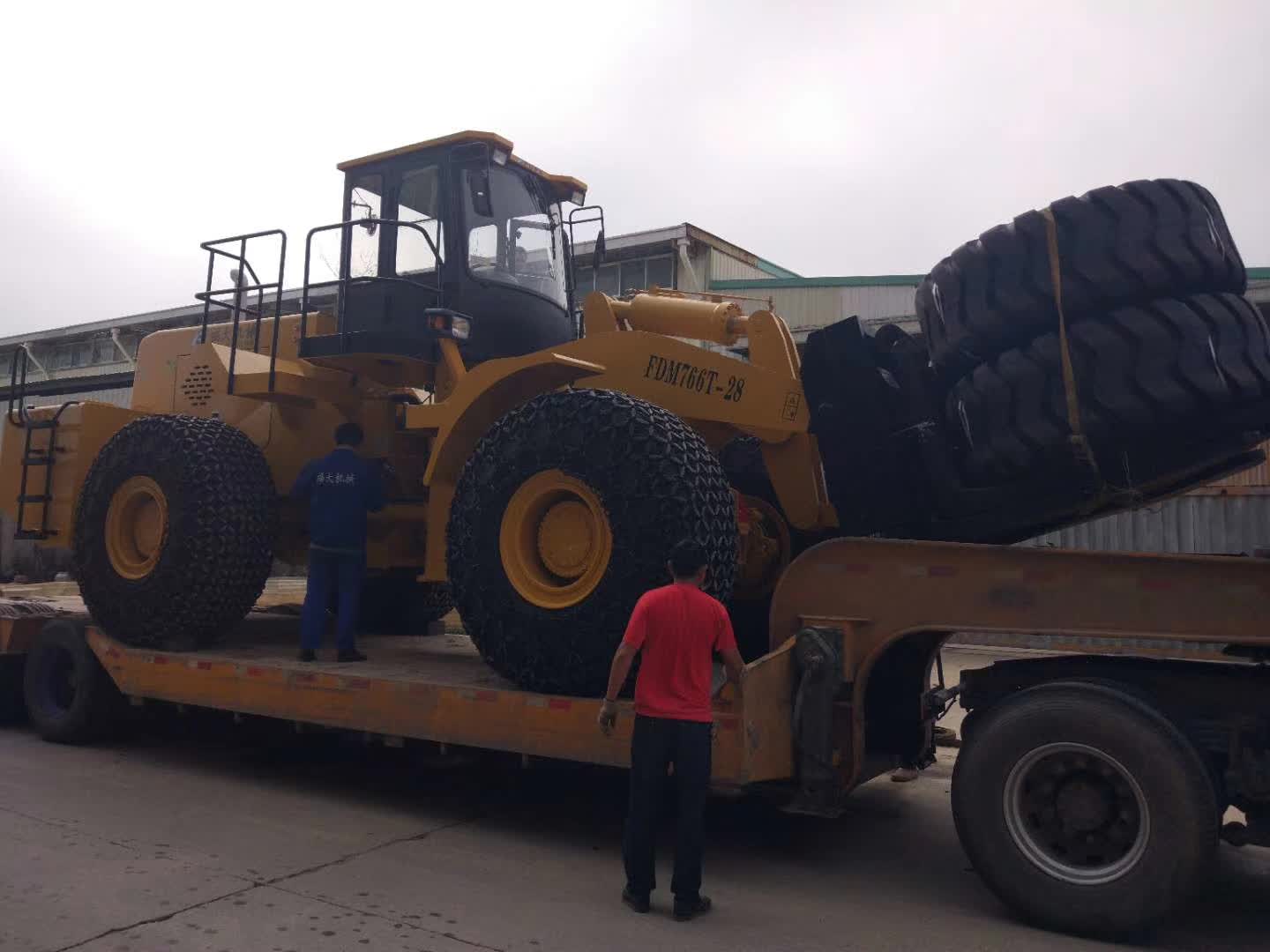 28t forklift loader sent to Pakistan